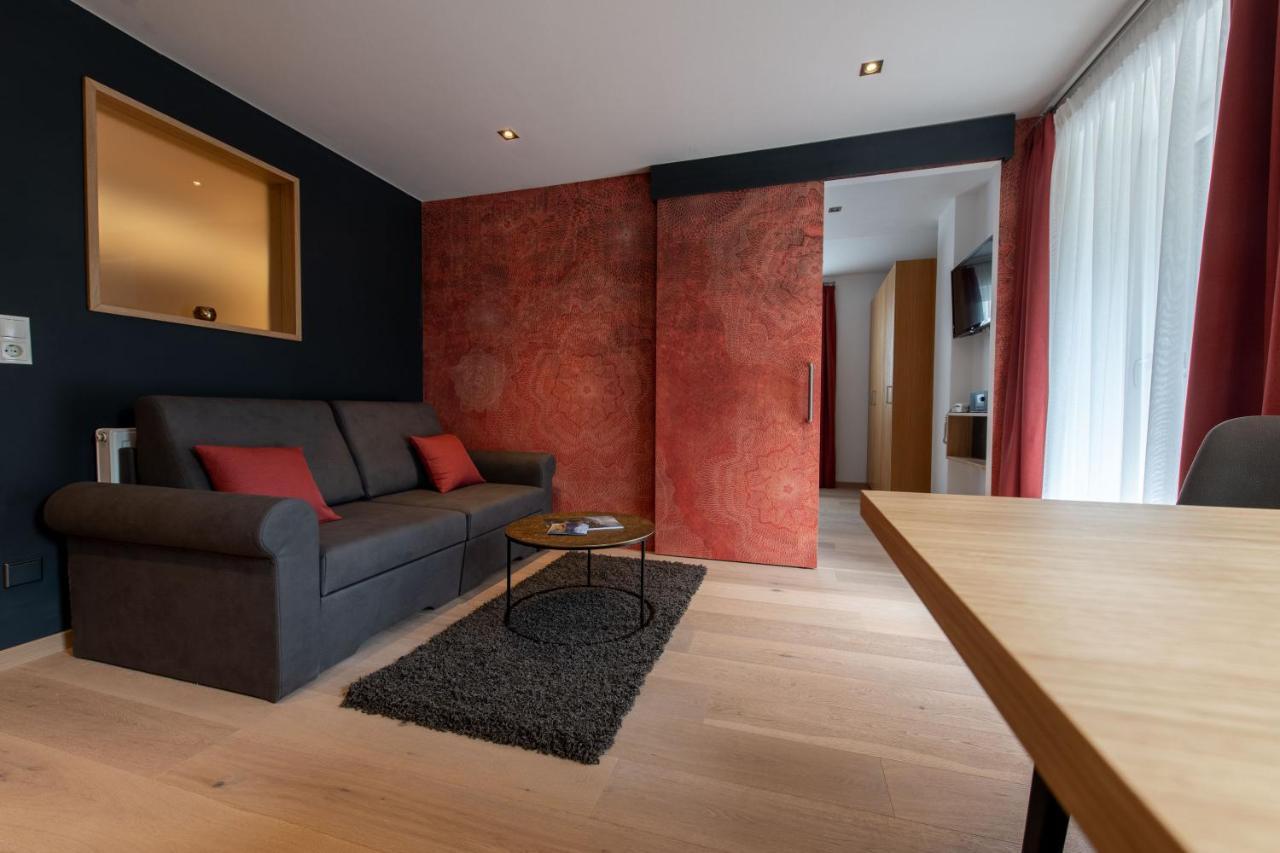 Lapis Monti - Apartments & Suites Burgusio Eksteriør billede