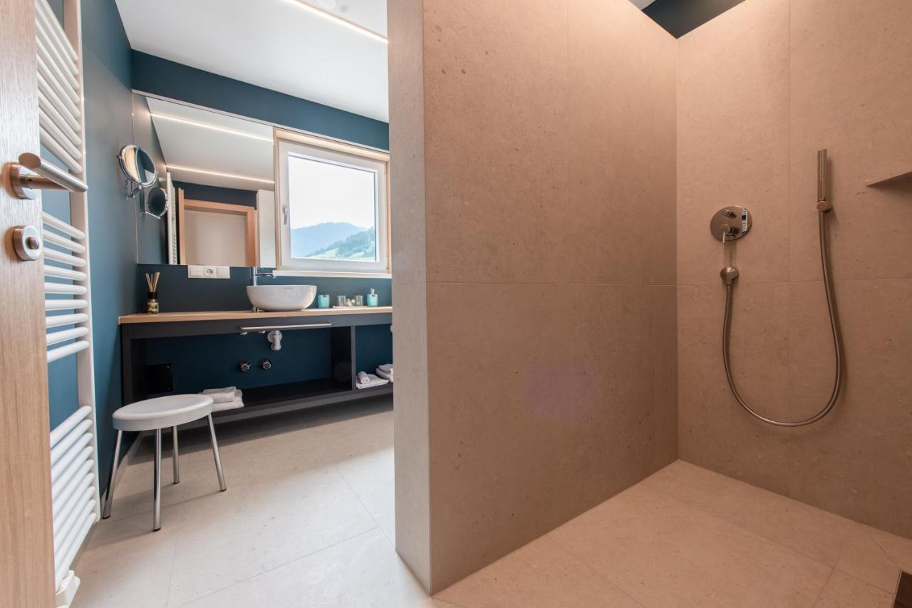 Lapis Monti - Apartments & Suites Burgusio Eksteriør billede