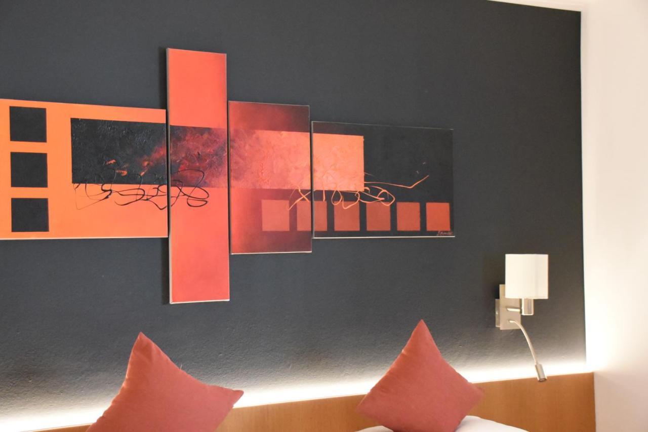Lapis Monti - Apartments & Suites Burgusio Eksteriør billede